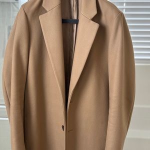 Vince 
Wool/Cashmere Men’s Coat
Size: Medium Trench Pea Coat